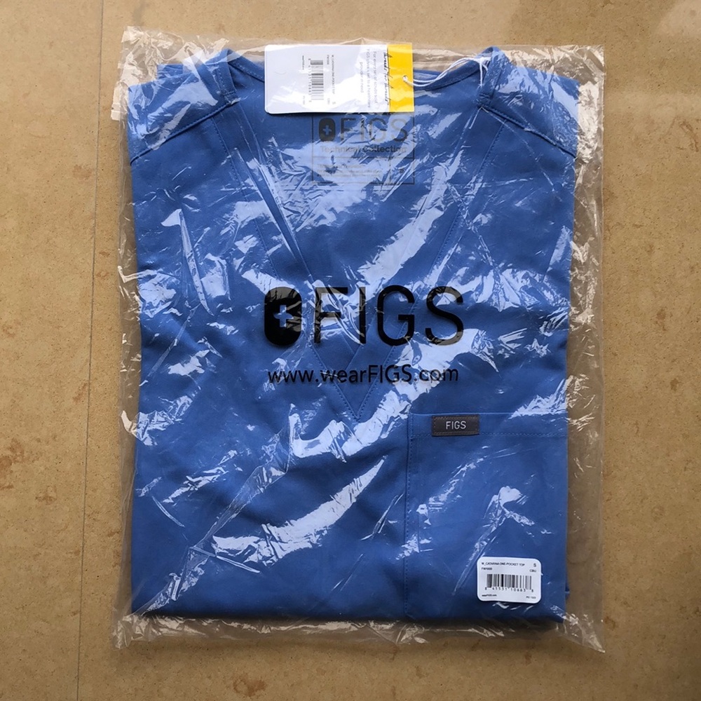 NWT Figs Catarina top